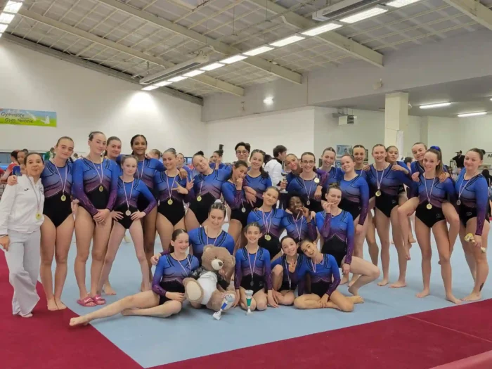 Photo des gyms de l'AEB Toulouse à la compétition FSGT à Condom, 22 mars 2026 (Qualif France D1-D2-D3)