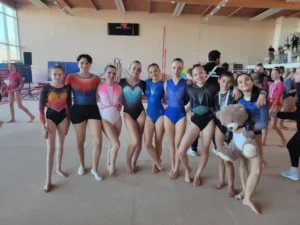 Gymnastes de l'AEB à une compétition indiv (région - Flavin du 4 au 5 avril 2026)